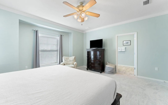 Salty Breeze at Lost Key Villas-pet Friendly!