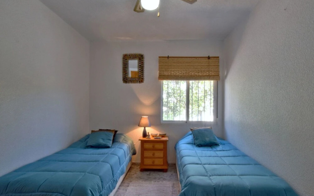 Cozy Holiday Home With Private Swimming Pool in Viñuela