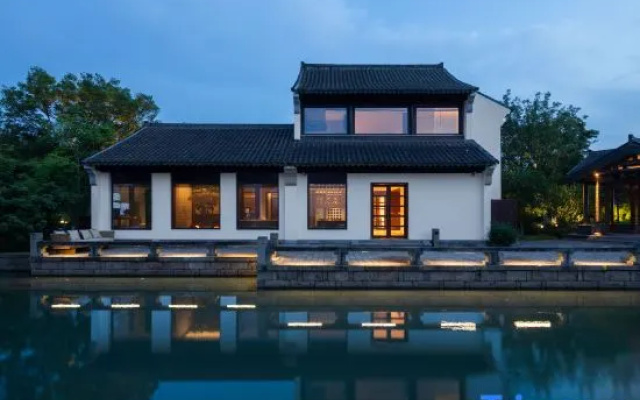 Blossom Hill Changshu Shajiabang Luhua Bay
