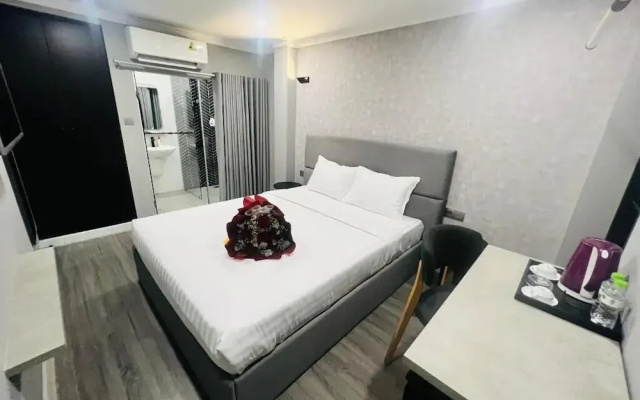 The Hotel Nicecy