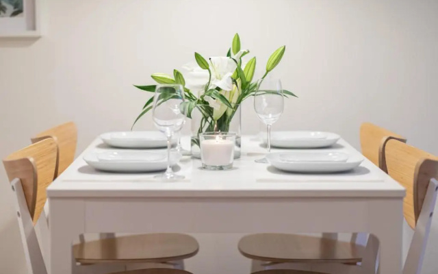 Flamingo Beach - Hampton Apartments