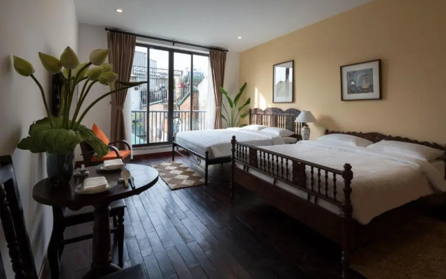 Centraltique Downtown - Bespoke Colonial House Near Hoan Kiem Lake