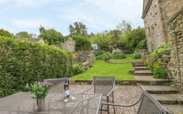 Holly Cottage