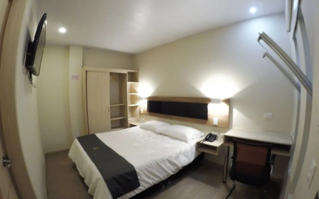 Hotel Embajada