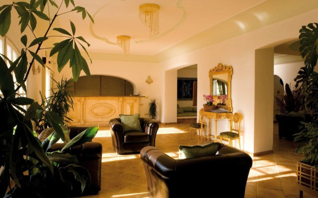 Hotel La Scogliera