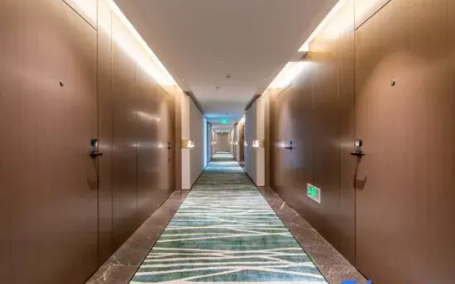 Treasury S Hotel (Chaozhou Guangji Bridge Archway Street)