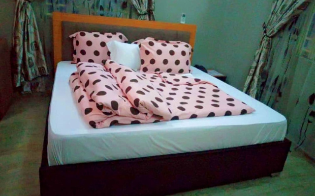 Vicpealia Hotel Ltd