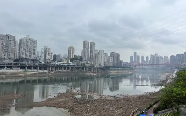 Ruisen River View Esports Hotel (Jiangbeizui Liujia Wharf Branch)