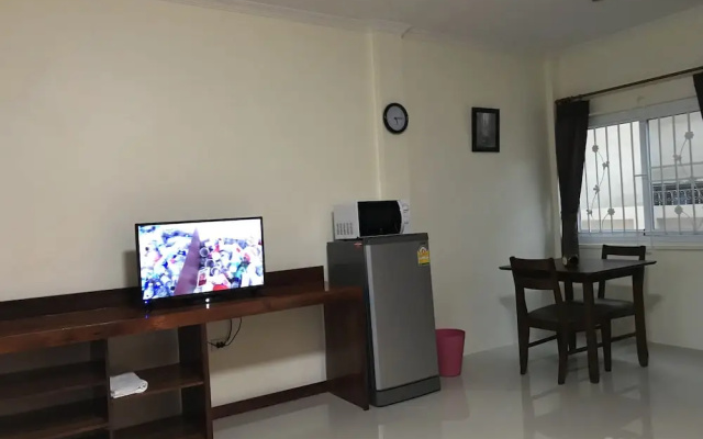 Thathong House