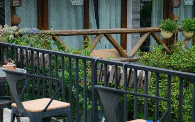 There is a Guesthouse in Lijiang