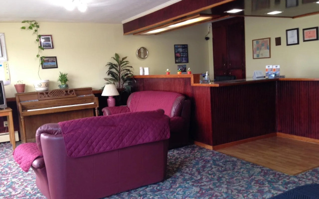 Rodeway Inn Manchester I-90