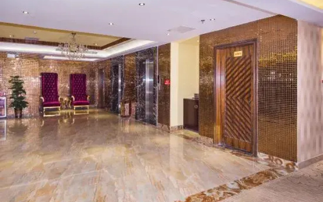 Jinbaili Hotel (Guangzhou North Railway Station)