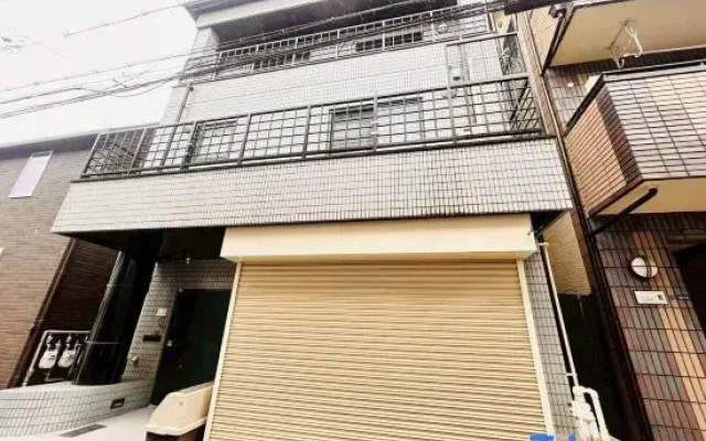 17 bed Osaka tengachaya city heights private house