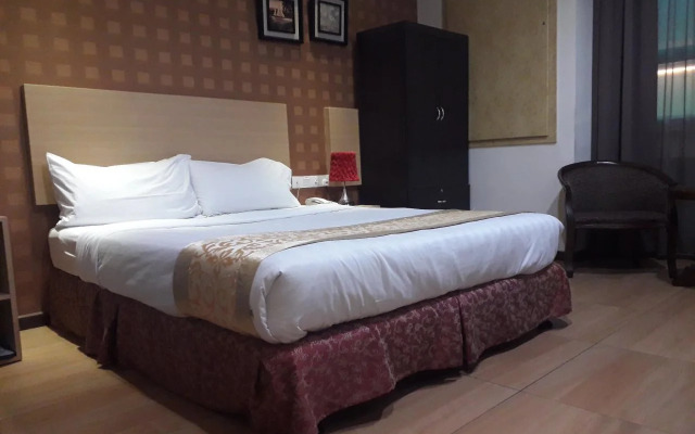 Eight Days Boutique Hotel @ Permas Jaya