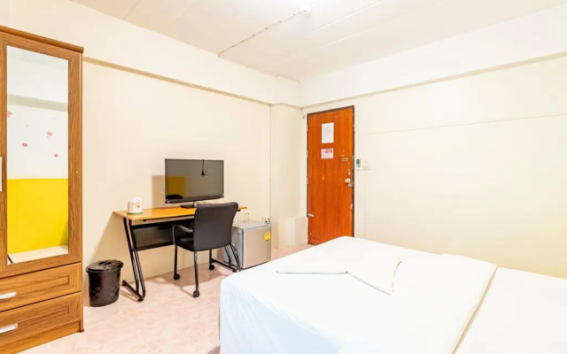 Alanda Hotel & Apartment Pinklao Bangkok