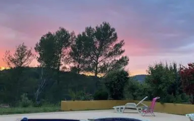 L'eden Sous L'olivier