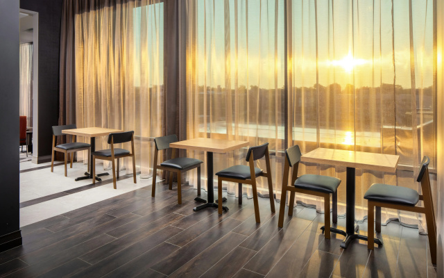 Embassy Suites By Hilton Chattanooga Downtown