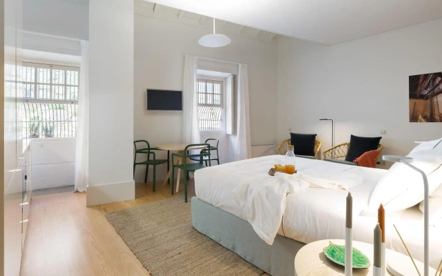 B28 Apartments
