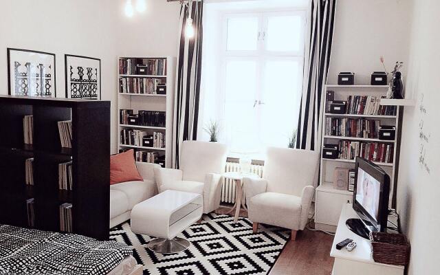 Отель Helsinki Apartment Kamppi Финляндия, Хельсинки - отзывы, цены и фото номеров - забронировать отель Helsinki Apartment Kamppi онлайн комната для гостей