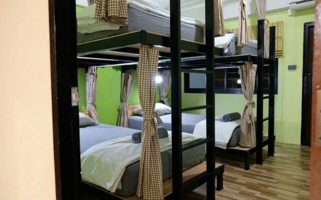 Tangmo House - Hostel