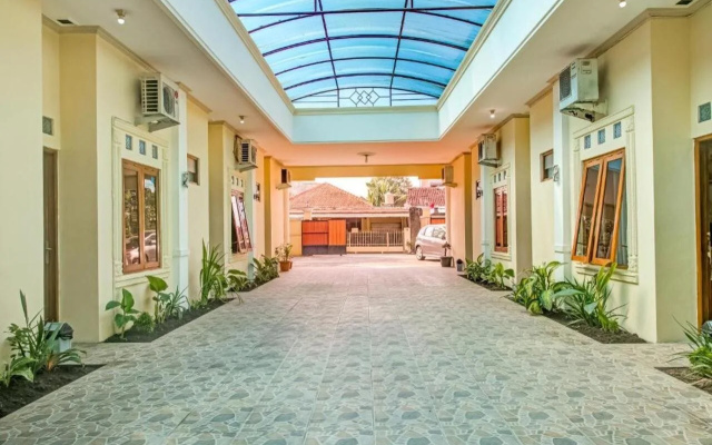 OYO 3831 Pelangi Residence Syariah