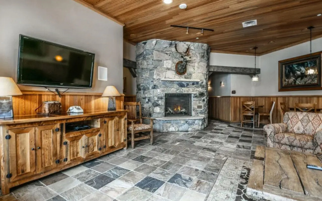 Jack Pine 8006