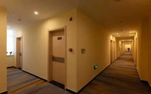 Langyue Hotel