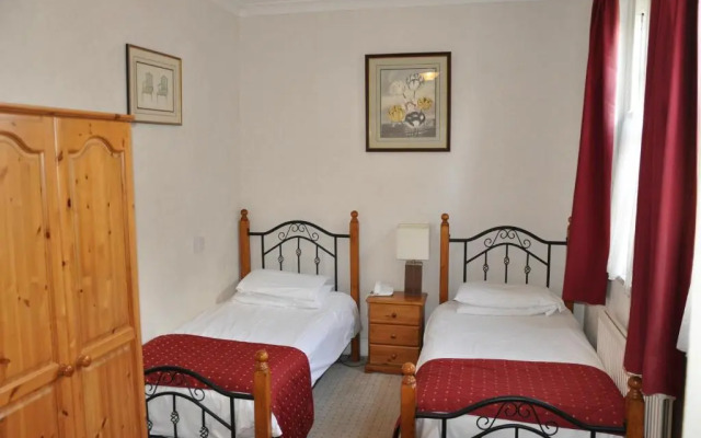 The Roundabout Hotel