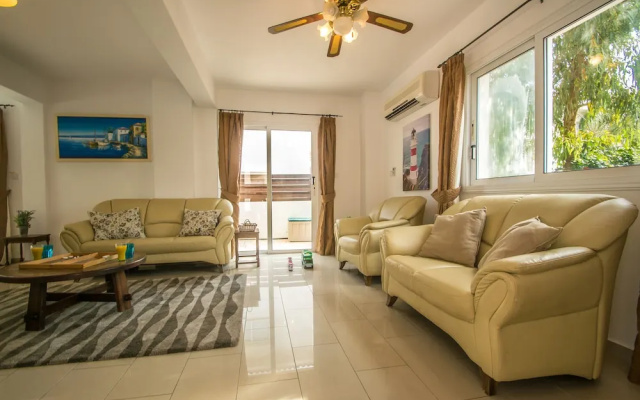 Pernera Sea Holiday Villa