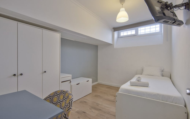Jamor Terrace by Homing