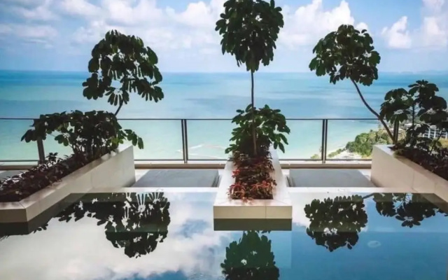 NorthPoint Pattaya Luxury Apartments by GrandisVillas