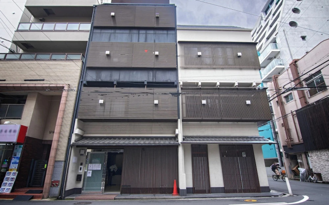 Отель Wonz Shinsaibashi Namba