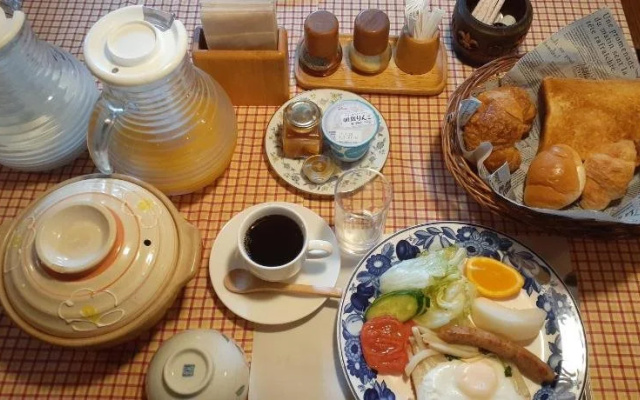 Hayashi Pension