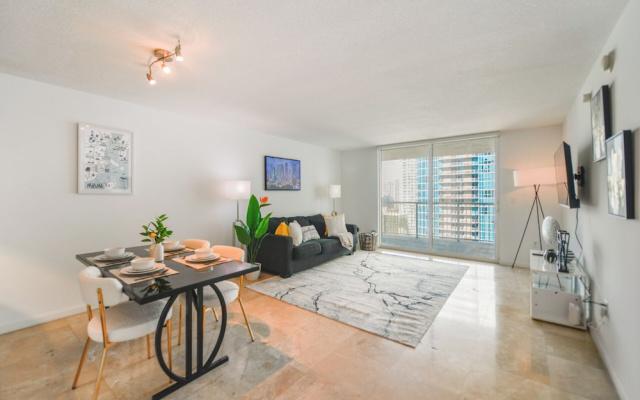 Brickell Bay 3318
