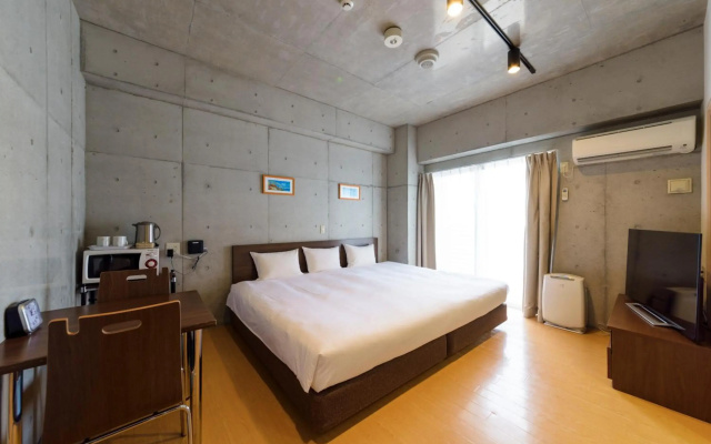 Naha-West Inn