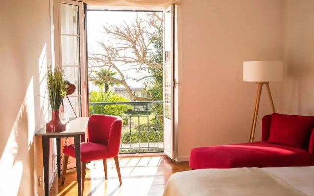 Bica FLH Suites