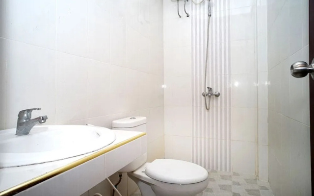 OYO 1647 Hotel Pavilliun 02