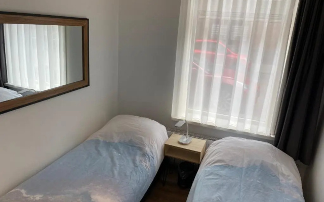 HaagsHuisje- eigen appartement, dichtbij alles, stijlvol