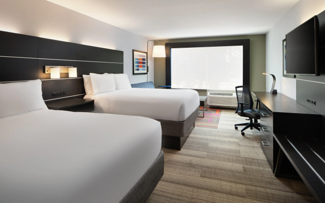 Holiday Inn Express & Suites Brunswick by IHG