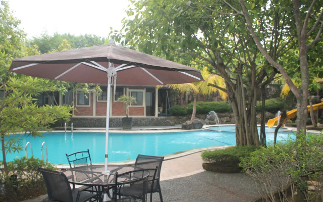 New Green Sentul Resort in Ciputat, Indonesia from 44$, photos, reviews ...