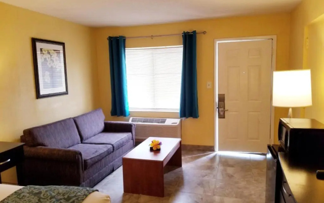 Shining Light Inn & Suites