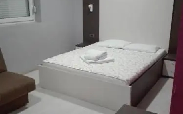 Hostel Silver House Novi