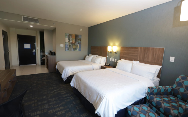 Holiday Inn Express & Suites Mexicali by IHG