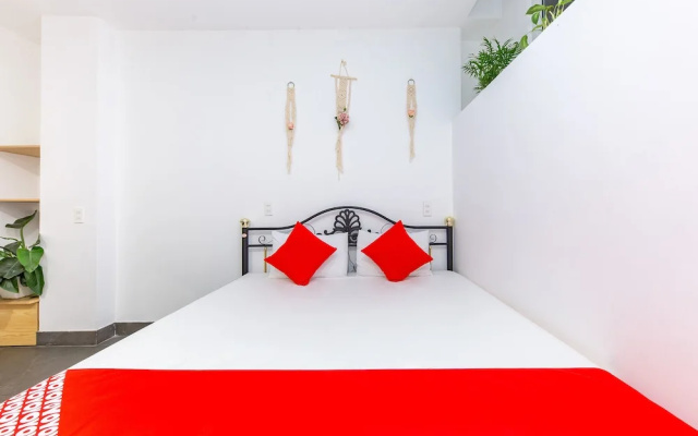 OYO 428 QA Hotel