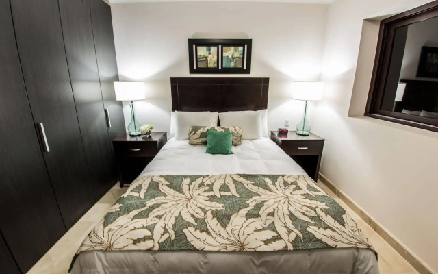 Palm Aruba Condos