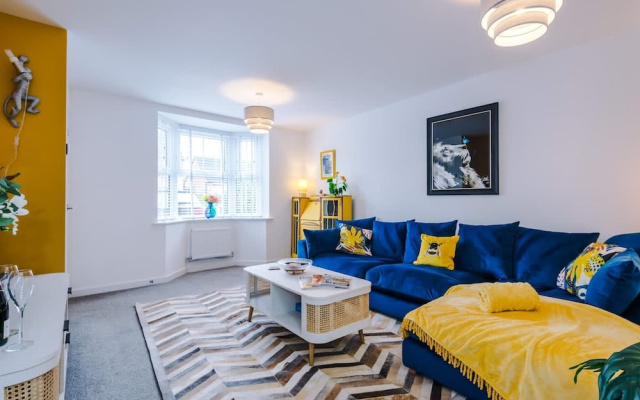 Ideal for Business Long-term Guests Free Parking
