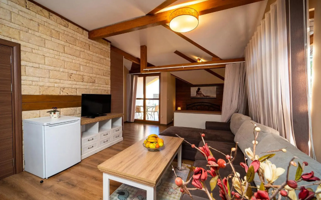 villa MAK