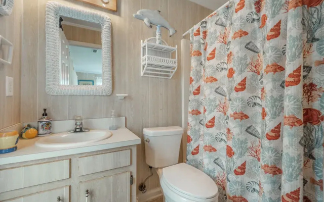 Loony Dunes by Topsail Realty