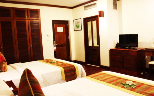 Paradise Angkor Villa Hotel