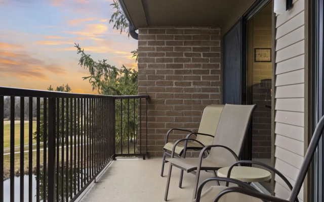 Lakeview Golf Retreat 1BDR Condo 5057